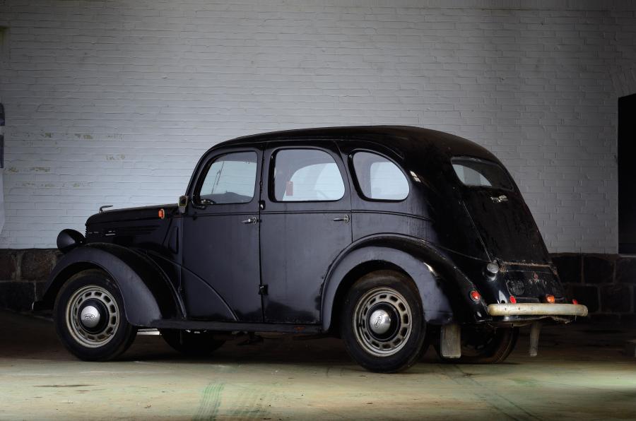  Ford E93A Prefect Saloon 1937 года  (фото 5 из 5)